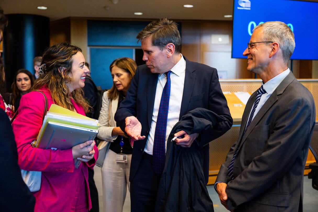 IMCO trilogue on Alternative Dispute Resolution (ADR) for Consumers.
