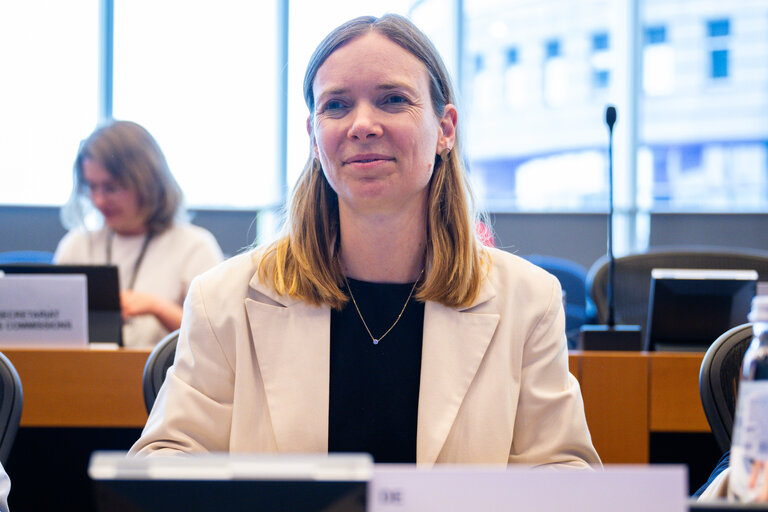 IMCO trilogue on Alternative Dispute Resolution (ADR) for Consumers.