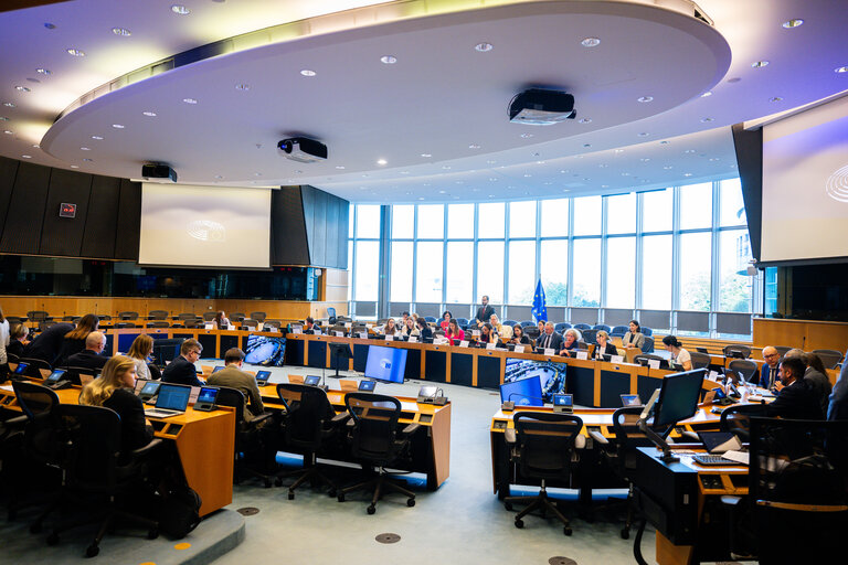 IMCO trilogue on Alternative Dispute Resolution (ADR) for Consumers.