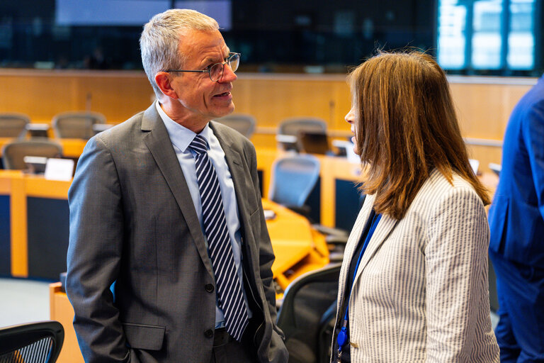 IMCO trilogue on Alternative Dispute Resolution (ADR) for Consumers.