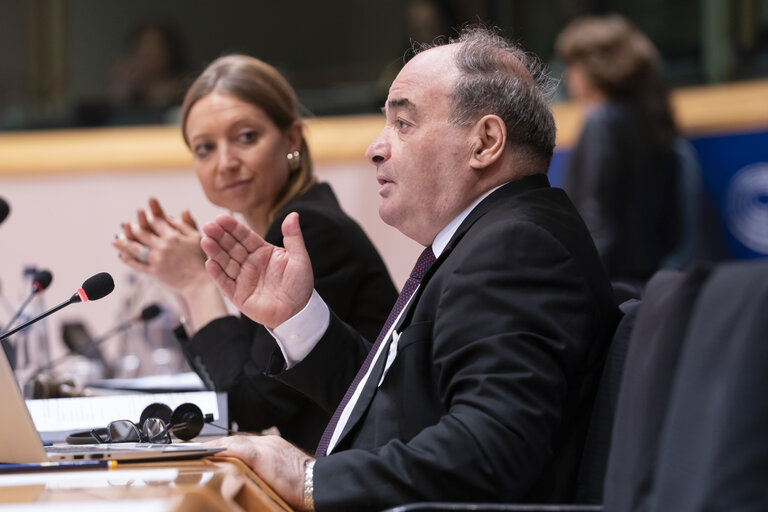 Zdjęcie 11: ECON - Exchange of views with Alfred Camilleri, Chair of the European Statistical Governance Advisory Board