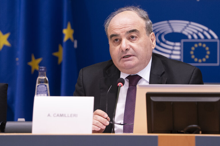 Zdjęcie 14: ECON - Exchange of views with Alfred Camilleri, Chair of the European Statistical Governance Advisory Board