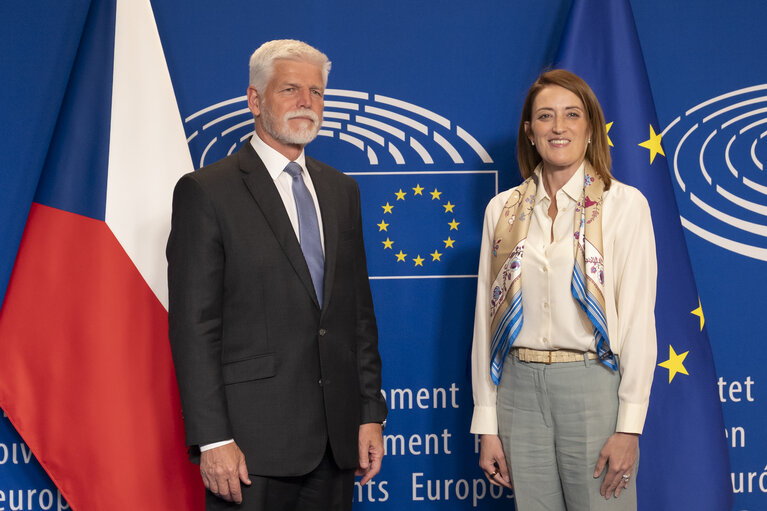 Roberta METSOLA, EP President meets with Petr PAVEL, Czech President