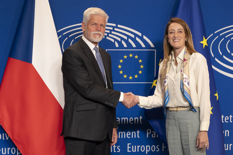 Roberta METSOLA, EP President meets with Petr PAVEL, Czech President