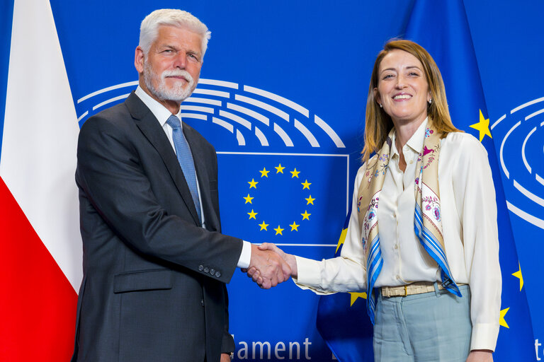 Roberta METSOLA, EP President meets with Petr PAVEL, Czech President