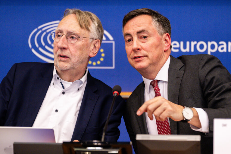 Photo 29: AFET INTA - EU-UK Summit debriefing