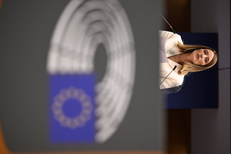 Billede 20: EP Mini-Plenary Session - Formal sitting - Address by Nataša PIRC MUSAR, President of the Republic of Slovenia