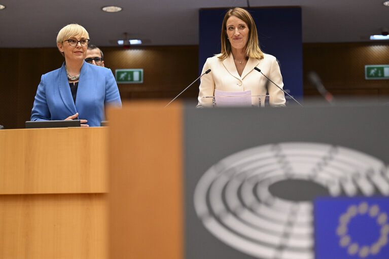 Billede 17: EP Mini-Plenary Session - Formal sitting - Address by Nataša PIRC MUSAR, President of the Republic of Slovenia