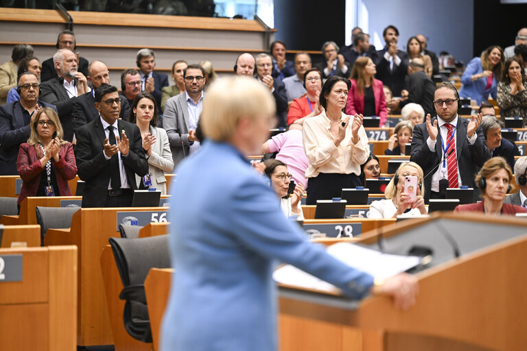 Billede 8: EP Mini-Plenary Session - Formal sitting - Address by Nataša PIRC MUSAR, President of the Republic of Slovenia