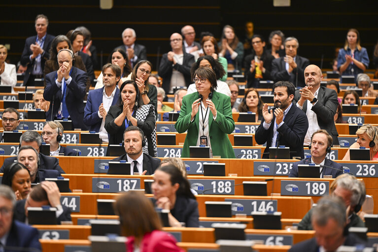 Billede 7: EP Mini-Plenary Session - Formal sitting - Address by Nataša PIRC MUSAR, President of the Republic of Slovenia