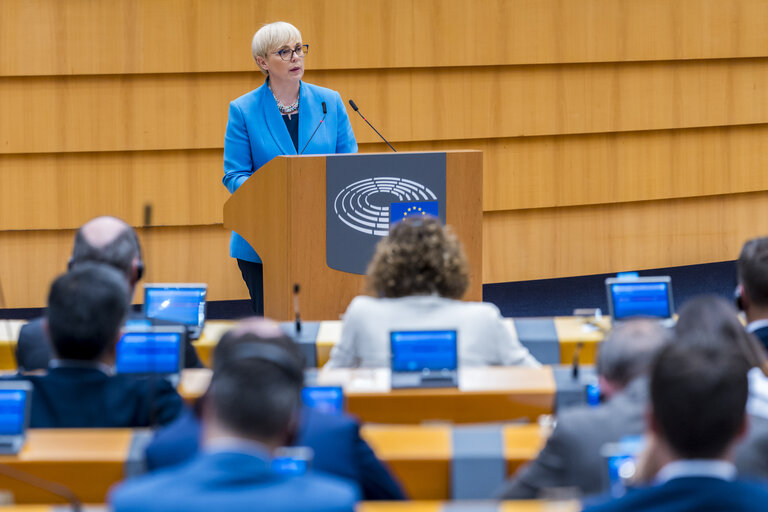 Billede 38: EP Mini-Plenary Session - Formal sitting - Address by Nataša PIRC MUSAR, President of the Republic of Slovenia