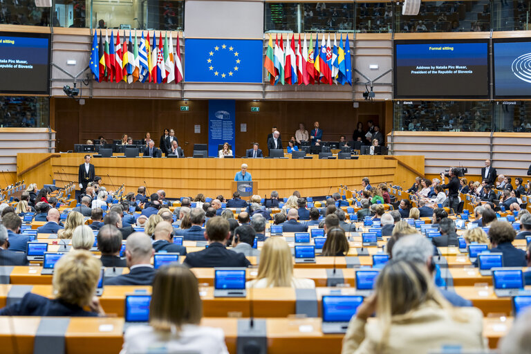 Billede 39: EP Mini-Plenary Session - Formal sitting - Address by Nataša PIRC MUSAR, President of the Republic of Slovenia