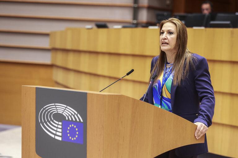 Valokuva 24: EP Mini-Plenary Session - The EU's response to the Israeli government's plan to seize the Gaza Strip, ensuring effective humanitarian support and the liberation of hostages