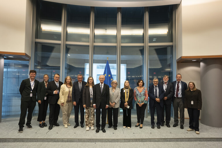 Valokuva 1: European Parliament Former Members Association - New Management Committee meeting