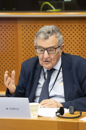 Valokuva 5: European Parliament Former Members Association - New Management Committee meeting