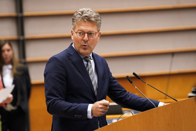 EP Mini-Plenary Session - Single Market Strategy