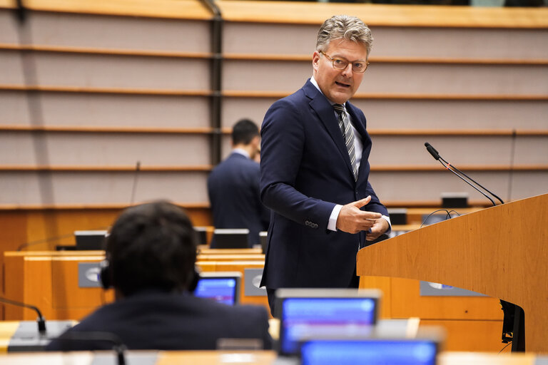 EP Mini-Plenary Session - Single Market Strategy