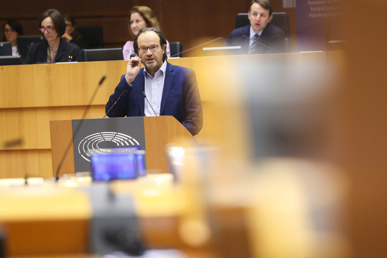 EP Mini-Plenary Session - Amending the EU Regulation 2023/965 as regards simplifying and strengthening the Carbon Border Adjustment Mechanism