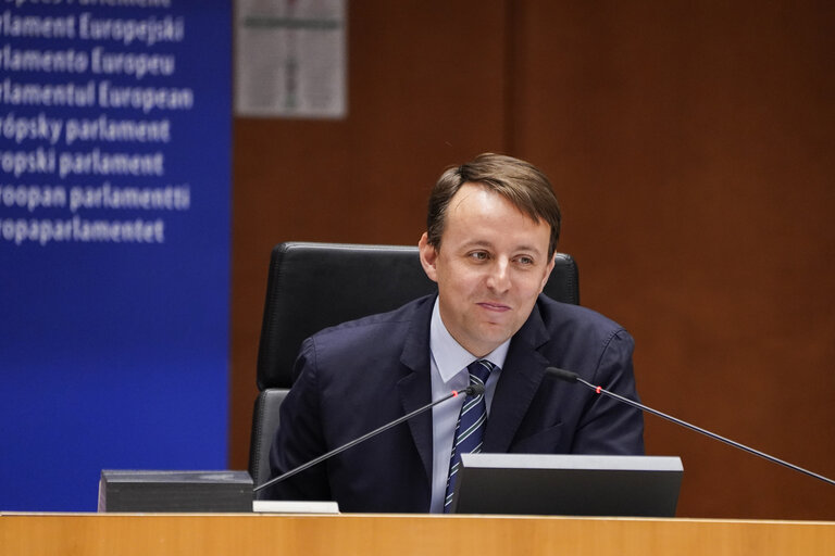 Foto 42: EP Mini-Plenary Session - Russian energy phase out, Nord Stream and the EU's energy-sovereignty