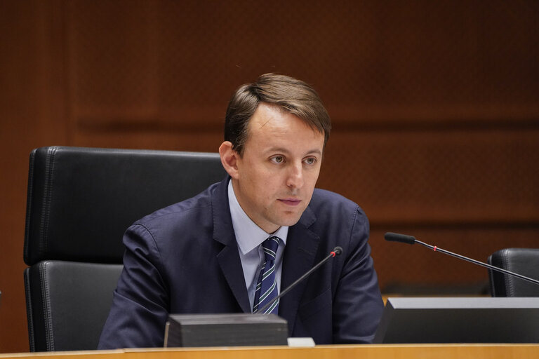 Foto 44: EP Mini-Plenary Session - Russian energy phase out, Nord Stream and the EU's energy-sovereignty