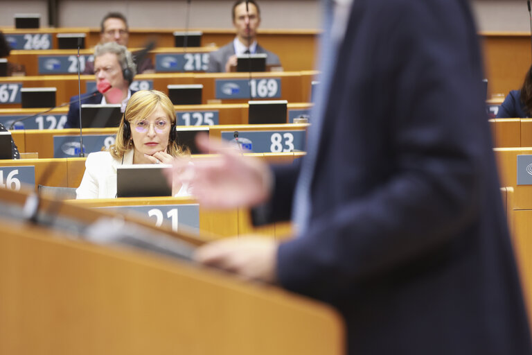 Foto 32: EP Mini-Plenary Session - Choose Europe for Science