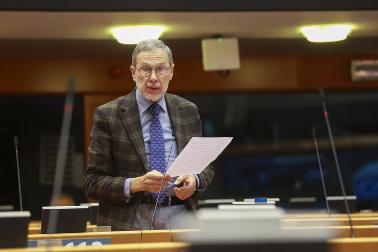 Foto 8: EP Mini-Plenary Session - Choose Europe for Science