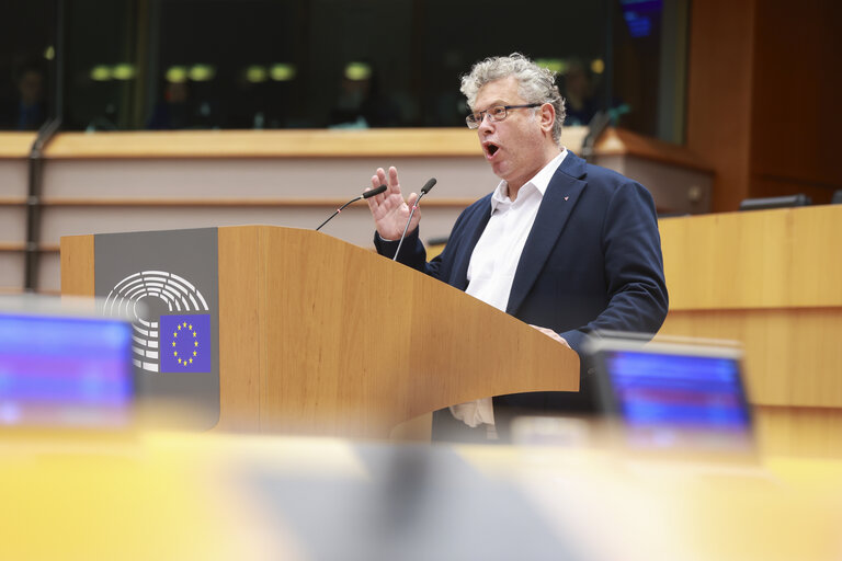 Foto 16: EP Mini-Plenary Session - Choose Europe for Science