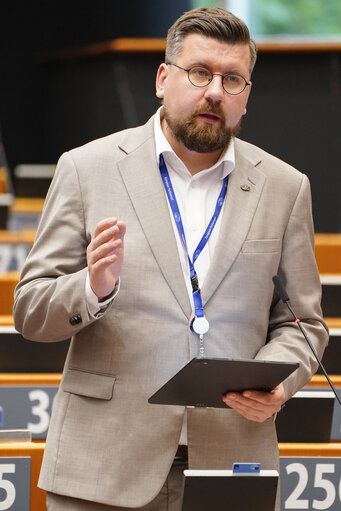 Foto 7: EP Mini-Plenary Session - Deliberations of the Committee on Petitions in 2023