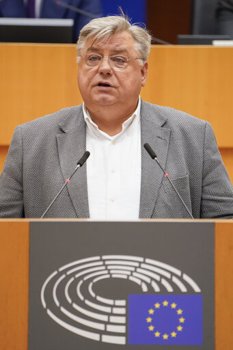 Foto 15: EP Mini-Plenary Session - Deliberations of the Committee on Petitions in 2023