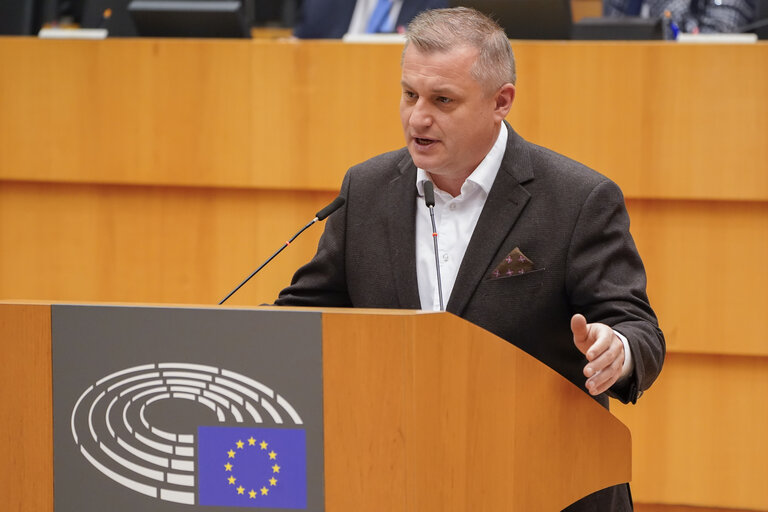 Foto 13: EP Mini-Plenary Session - Deliberations of the Committee on Petitions in 2023