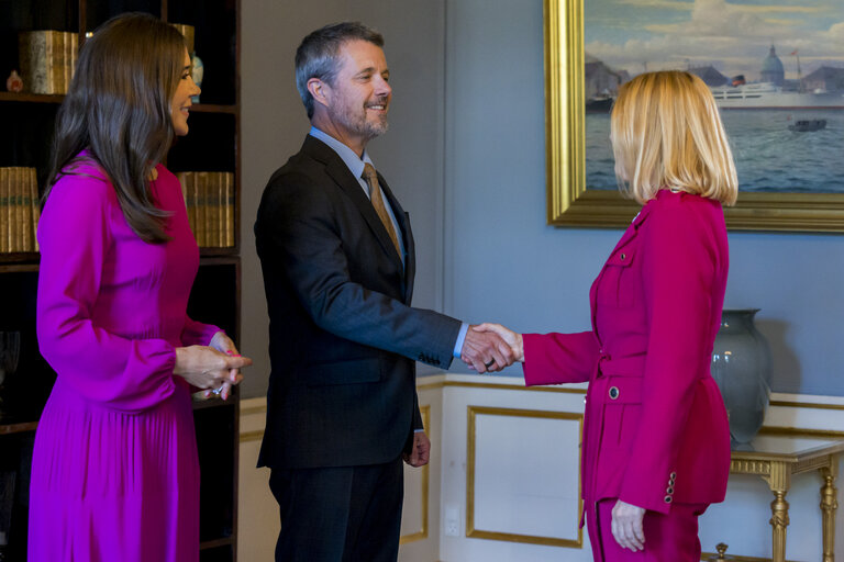 Photo 9: EP Conference of Presidents meets with the incoming Danish Presidency of the Council - Audience with His Majesty King Frederik X of Denmark and Her Majesty Queen Mary Elizabeth of Denmark