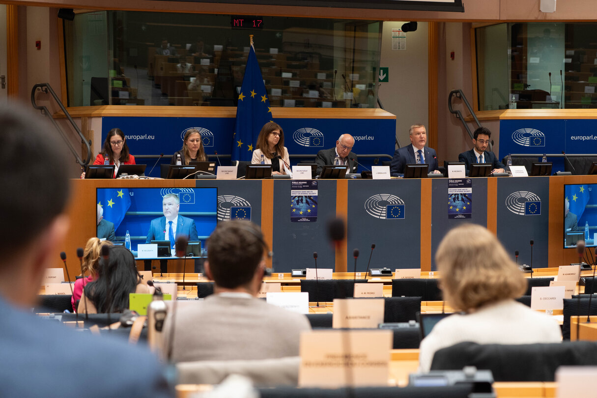 LIBE.- Exchange of views with the Commissioner for Democracy, Justice, the Rule of Law and Consumer Protection, Michael McGrath, in the framework of the Structured Dialogue