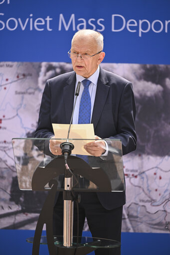 Photo 20: Commemoration of the Victims of Soviet Mass Deportations