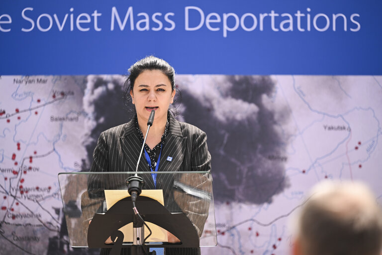 Photo 4: Commemoration of the Victims of Soviet Mass Deportations