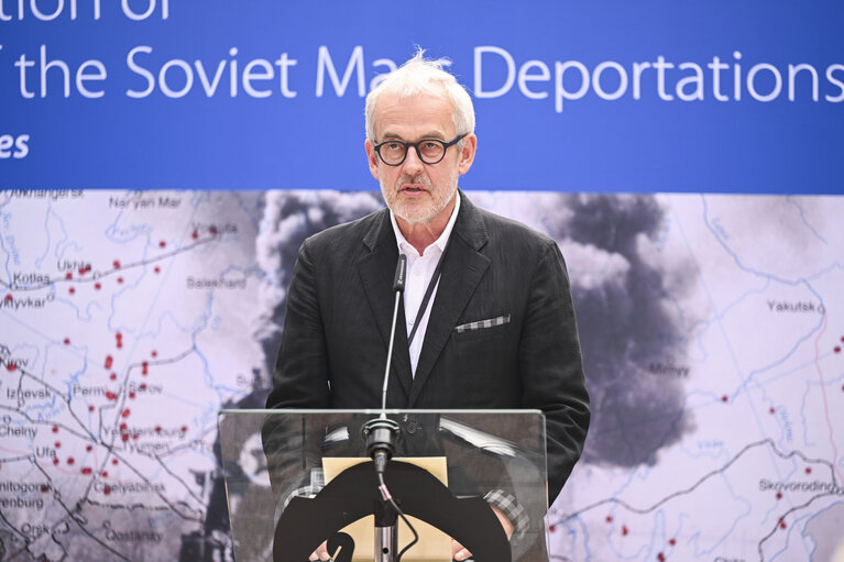 Photo 46: Commemoration of the Victims of Soviet Mass Deportations