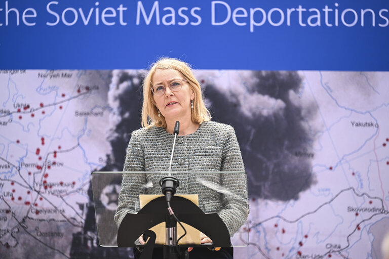 Photo 41: Commemoration of the Victims of Soviet Mass Deportations