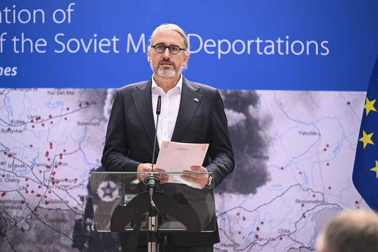 Photo 43: Commemoration of the Victims of Soviet Mass Deportations