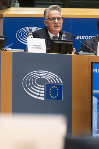 Photo 3: LIBE - Organised crime and its impact on internal security