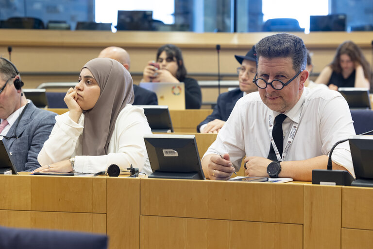 Photo 18: Article 17 dialogue on Housing in the EU: Strategies for a Europe that Supports People, Families and Younger GenerationsArticle