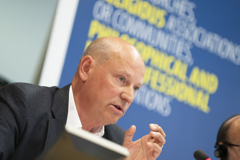 Photo 3: Article 17 dialogue on Housing in the EU: Strategies for a Europe that Supports People, Families and Younger GenerationsArticle