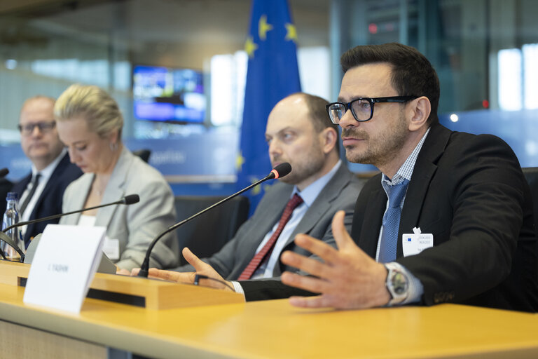 Photo 27: AFET - Exchange of views with representatives of the Russian democratic opposition on the EU support to Russian pro-democratic forces in the new geopolitical context