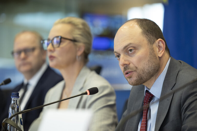 Photo 37: AFET - Exchange of views with representatives of the Russian democratic opposition on the EU support to Russian pro-democratic forces in the new geopolitical context