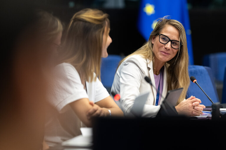 Foto 2: European Youth Event (EYE 2025) - Panels, interactive workshops and activities, JORON, Virginie (PfE, FR)
