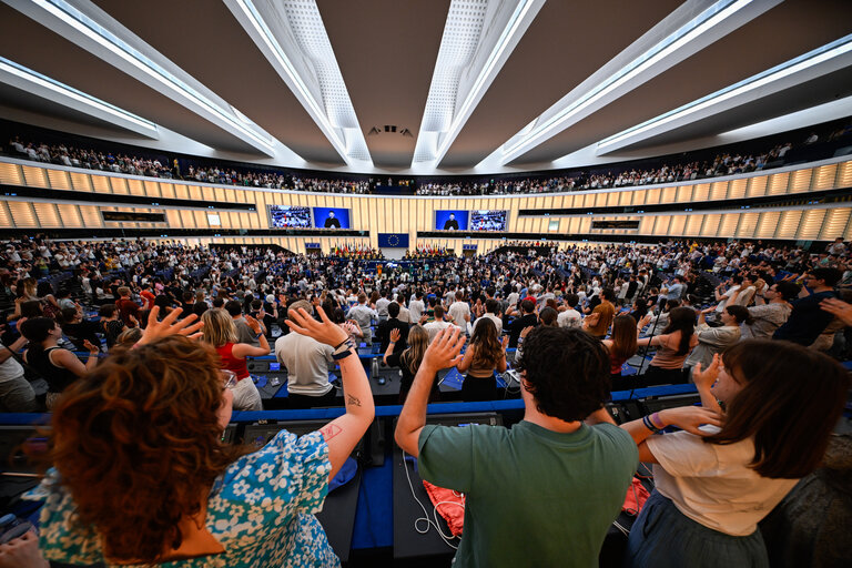 Fotografia 32: European Youth Event (EYE 2025) - Closing plenary session
