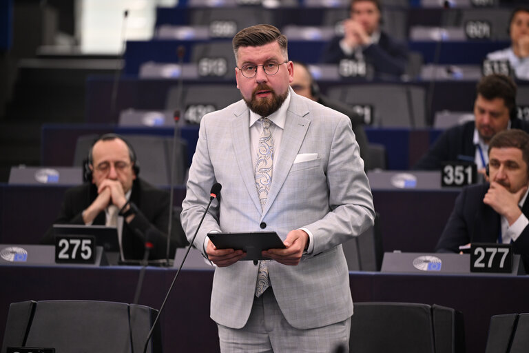 Fotografie 9: EP Plenary session - Resumption of session and order of business