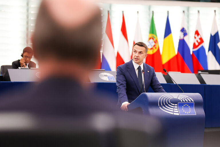 Valokuva 32: EP Plenary session - State of play and follow-up two years after the PEGA recommendations and the illegal use of spyware