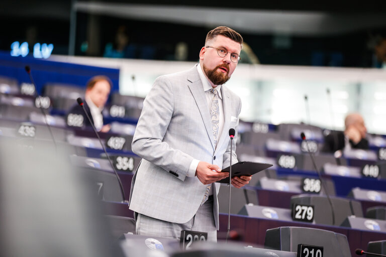 Valokuva 3: EP Plenary session - State of play and follow-up two years after the PEGA recommendations and the illegal use of spyware