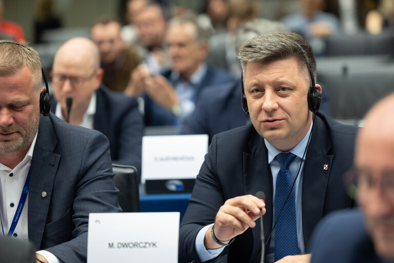 Fotografija 3: SEDE extraordinary meeting