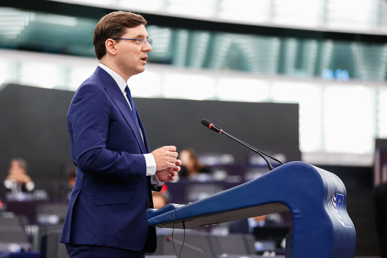 EP Plenary session - Implementation report on the Recovery and Resilience Facility