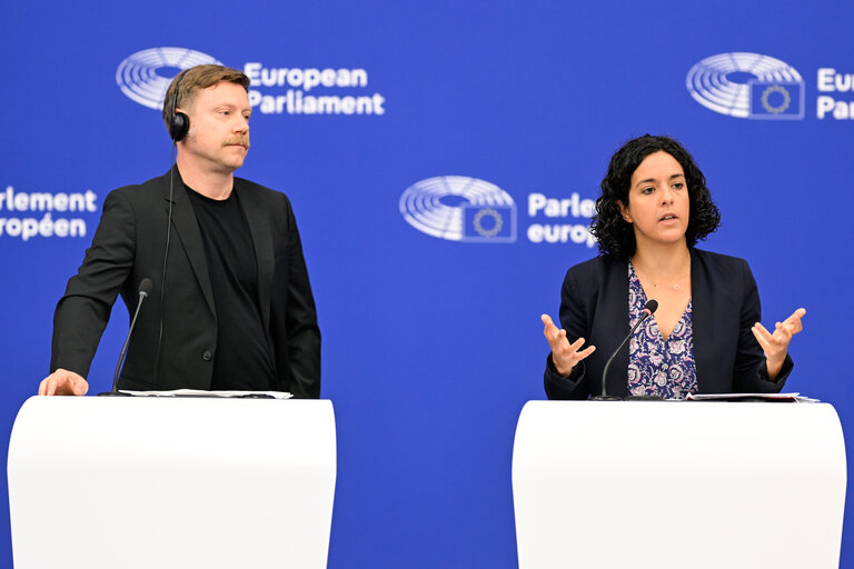 Press briefing The Left